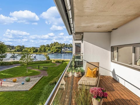 Leilighet på brygga på Husøy havn (kort/langtidsutleie)