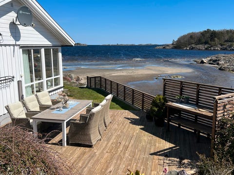 Meget barnevennlig sommerhytte med strandlinje til utleie i 2025