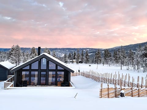 Ny, flott hytte for familie/par. Perfekt utgangspunkt for mange utflukter.