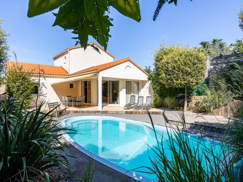 Villa in France with Private Pool & Garden