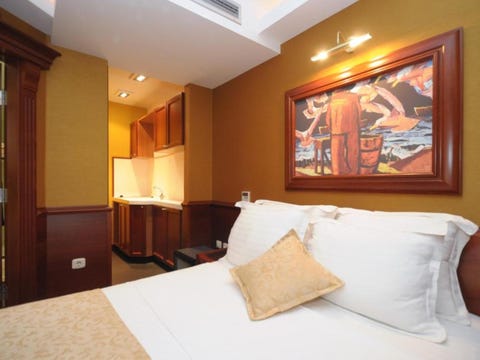 Sea view studio with balcony and private beach