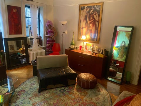 Dynamic Chelsea Vintage Apartment New York Experience