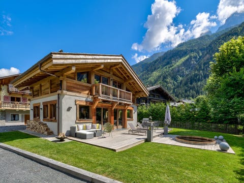 Chamonix Haven with Hot Tub & Sauna