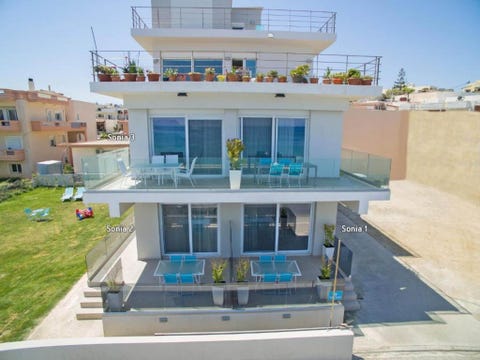 Apartment in Chania 20m from Sand Beach