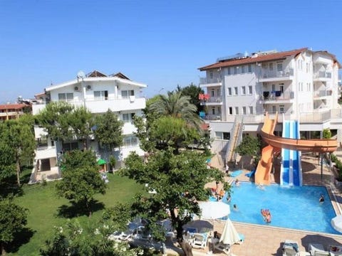 Cats Garden Hotel