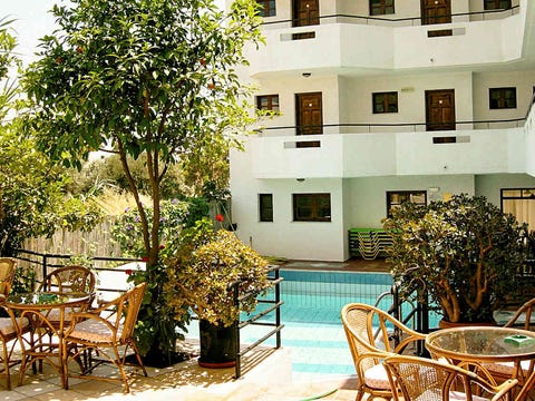 Elina Apartments