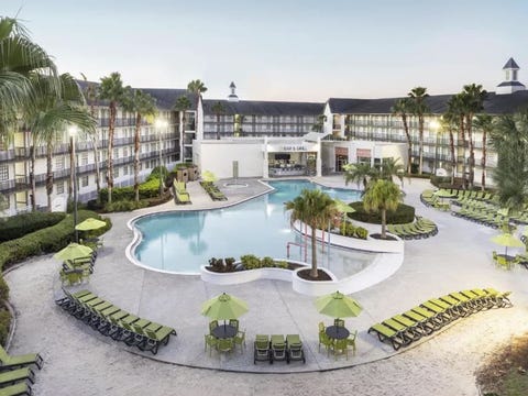 Avanti International Resort