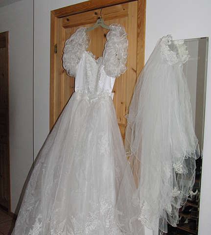 Vakkert Amerikansk Brudekjole til salgs