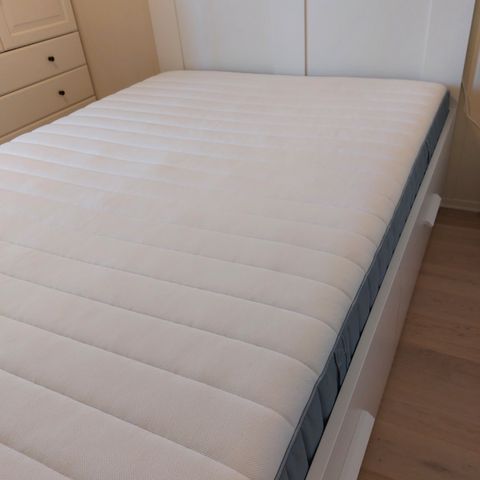 Annonsebilde
