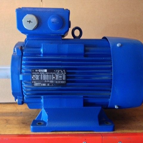 5,5 kW  Ny Elektromotor.1440 rpm.230/400V