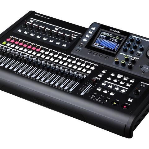 Tascam DP-32SD 32-spors komplett studio