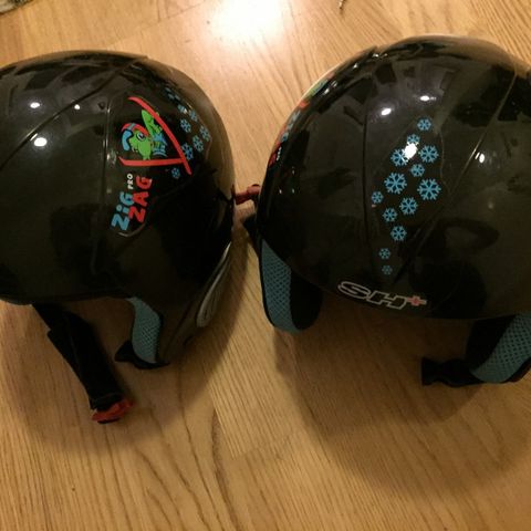 Snowboard/ alpin hjelm XS tilsalgs, brukt få ganger 1 stk
