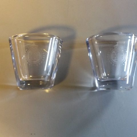 To små vaser fra Hadeland Glassverk