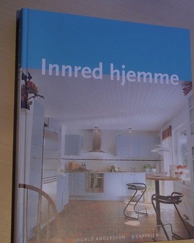 Innred hjemme Stor og innholdsrik bok . trn 90