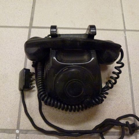 Div gamle telefoner