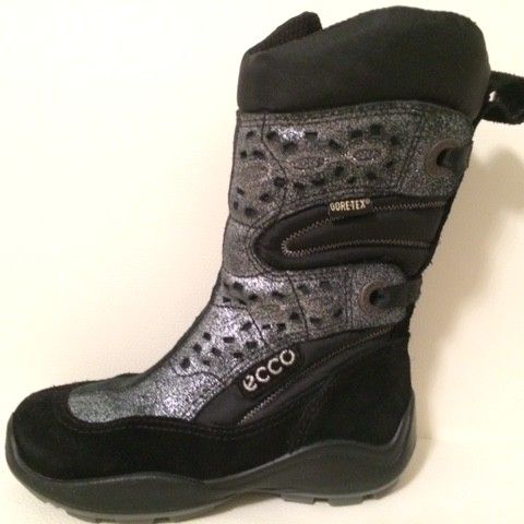 GORETEX Ecco sko for jente str 27 selges for 300 kr. Pent brukt.