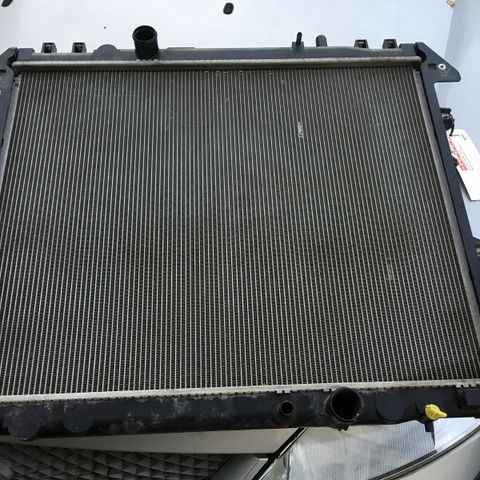 Radiator Toyota haylux 2007