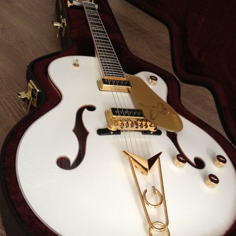 Gretsch White Falcon G6136DS gitar