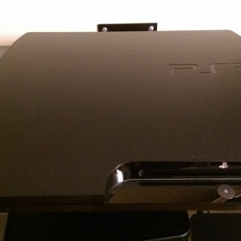 Pent brukt Sony PlayStation 3 320 GB+2stk konsoller+spill