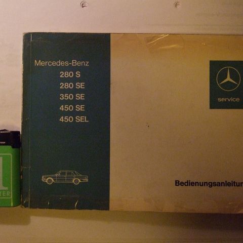Mercedes 280 280SE 350SE 450SE 450SEL.   Sevice hefte instruksjons bok på Tysk.
