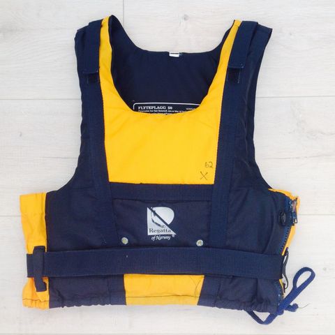 Regatta flytevest. 50-70 kg