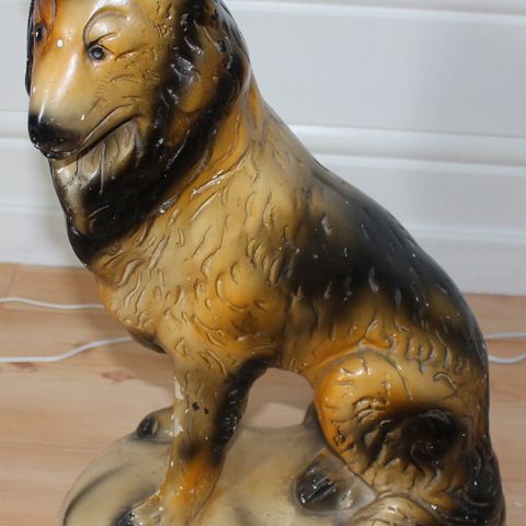 Lassie skulptur