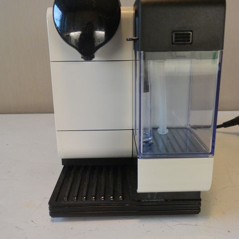 Nespresso Delonghi kaffemaskin