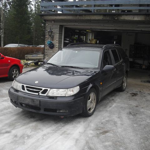 Saab 9-5 1999 mod blå 257 slaktefest.