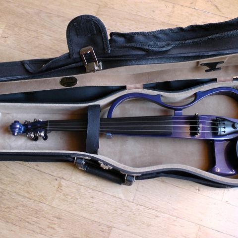 Yamaha EV204 el violin