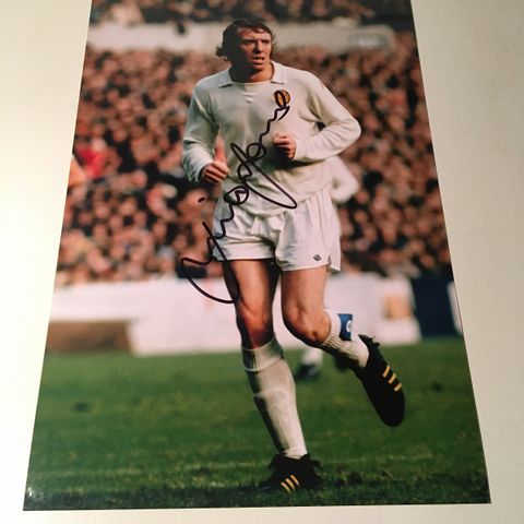 Leeds United Mick Jones signert 20x30 cm fotografi