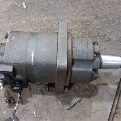 Hydraulikk motor/ dirv motor for Dino 260XT Lift