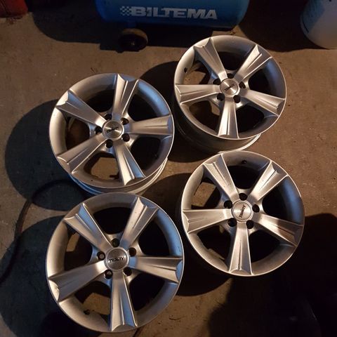 Toyota felger 15"