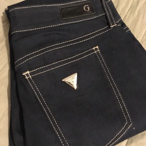 Guess jeans .Ny