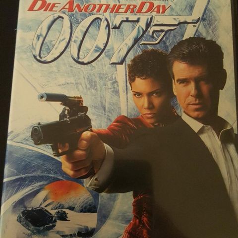 DVD filmer "IT",  "Smokingen!" , "James Bond"