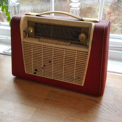 Radio. RETRO.