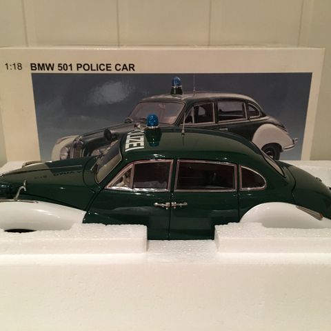 1:18 BMW 501 Police Car Autoart