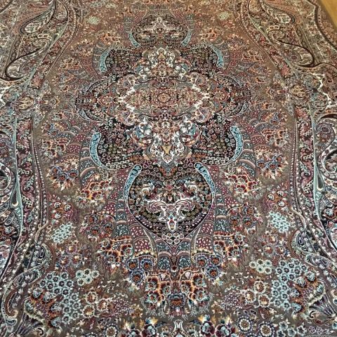 Helt ny og meget pent Persisk teppe fra Kashan