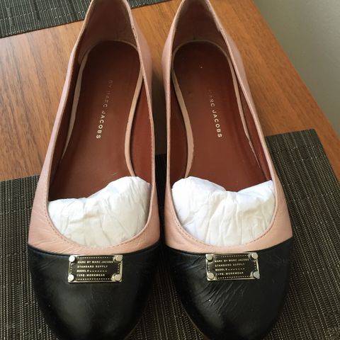 Marc by Marc Jacobs ballerina selges