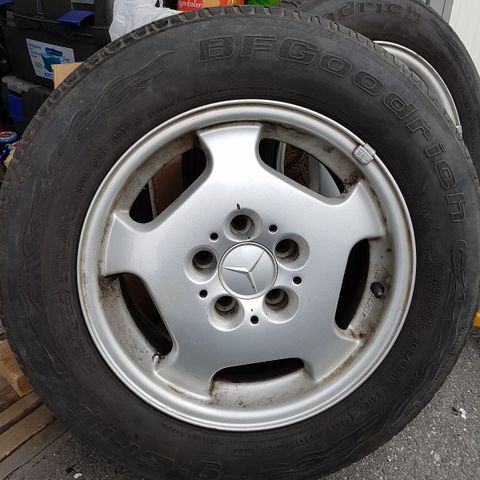 Sommer dekk 205/65R16