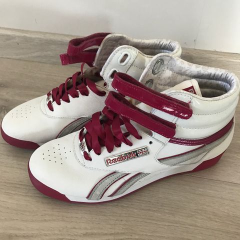 Reebok sko str 37