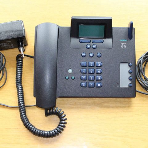 Siemens Gigaset 3030 ISDN selges som deletelefon («delebil»)