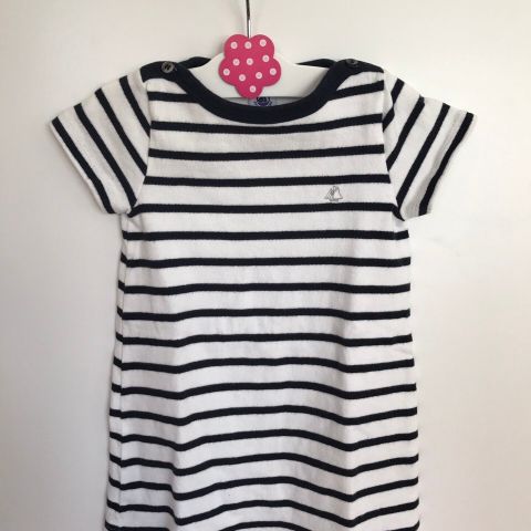 Kjole fra Petit Bateau - str. 81 / 18 mnd