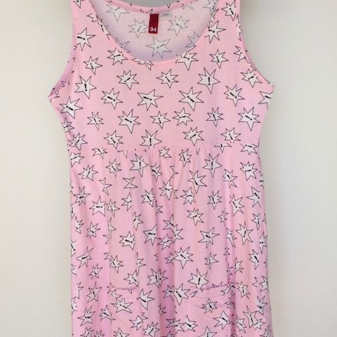 Ubrukt sommertunika H&M str. 34 selges 50 kr.