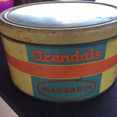 Gammel margarinboks fra Arendals margarinfabrikk