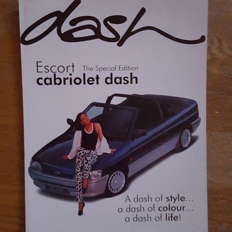 Brosjyre Ford Escort Cabriolet Dash 1993