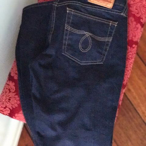 Lucky brand jeans, Gene Montesano