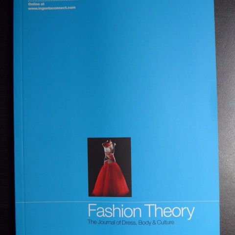 SAMLEROBJEKT! FASHION THEORY JOURNAL OF DRESS BODY AND CULTURE 9 UTG