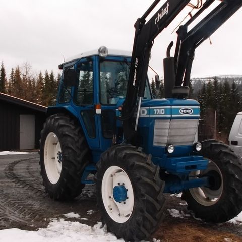 Ford traktor 10 serie 2 pumper å delemotor