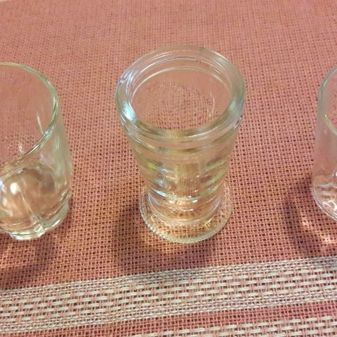 3 ulike shotglass