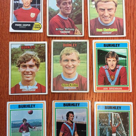 A&BC og Topps 1969 - 1976 12 stk ulike Burnley fotballkort selges samlet!